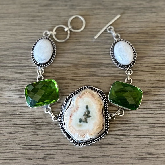 Butterfly Dsigns Jewelry - 0343 Solar Quartz Druzy Peridot Bracelet Handmade Silver Gemstone Jewelry